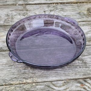 Set of 2 PYREX Amethyst Pie Plates